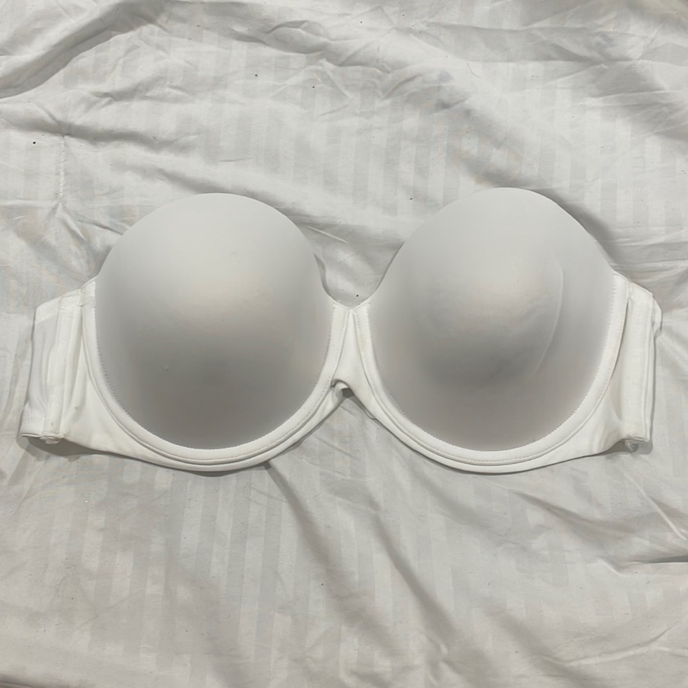 White strapless bra.